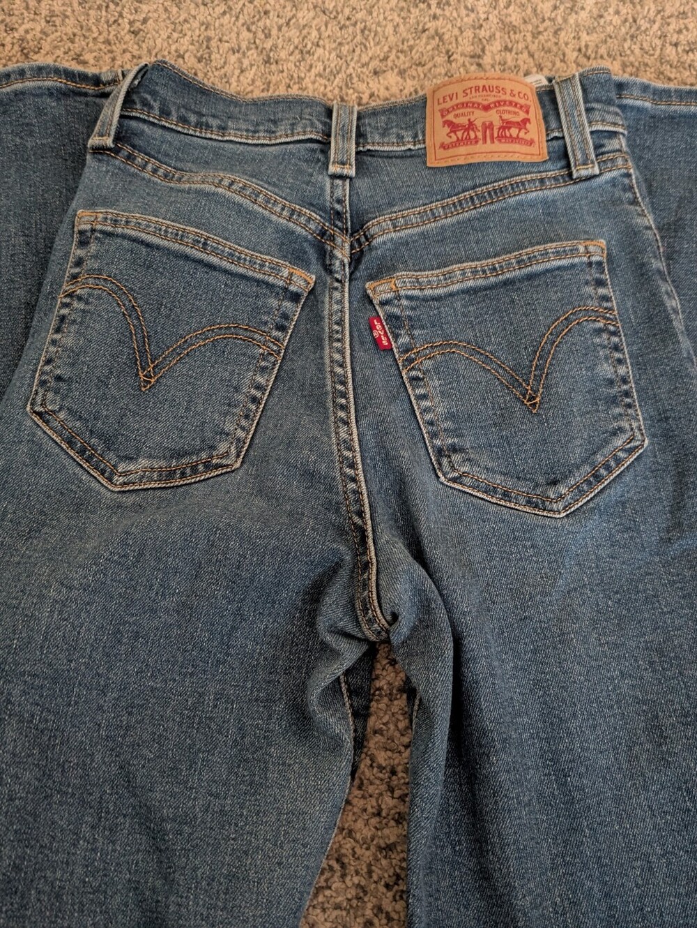 Levi's Ribcage Boot Jean - Picture 6 of 8